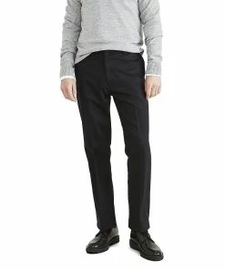 Men’s Dockers® Classic-Fit Iron-Free Signature Khaki Pants