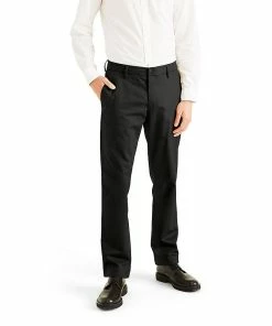 Men's Dockers® Signature Khaki Slim-Fit Iron-Free Pants